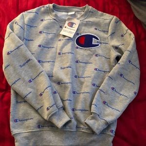 Great quality sweater fits a size XS!